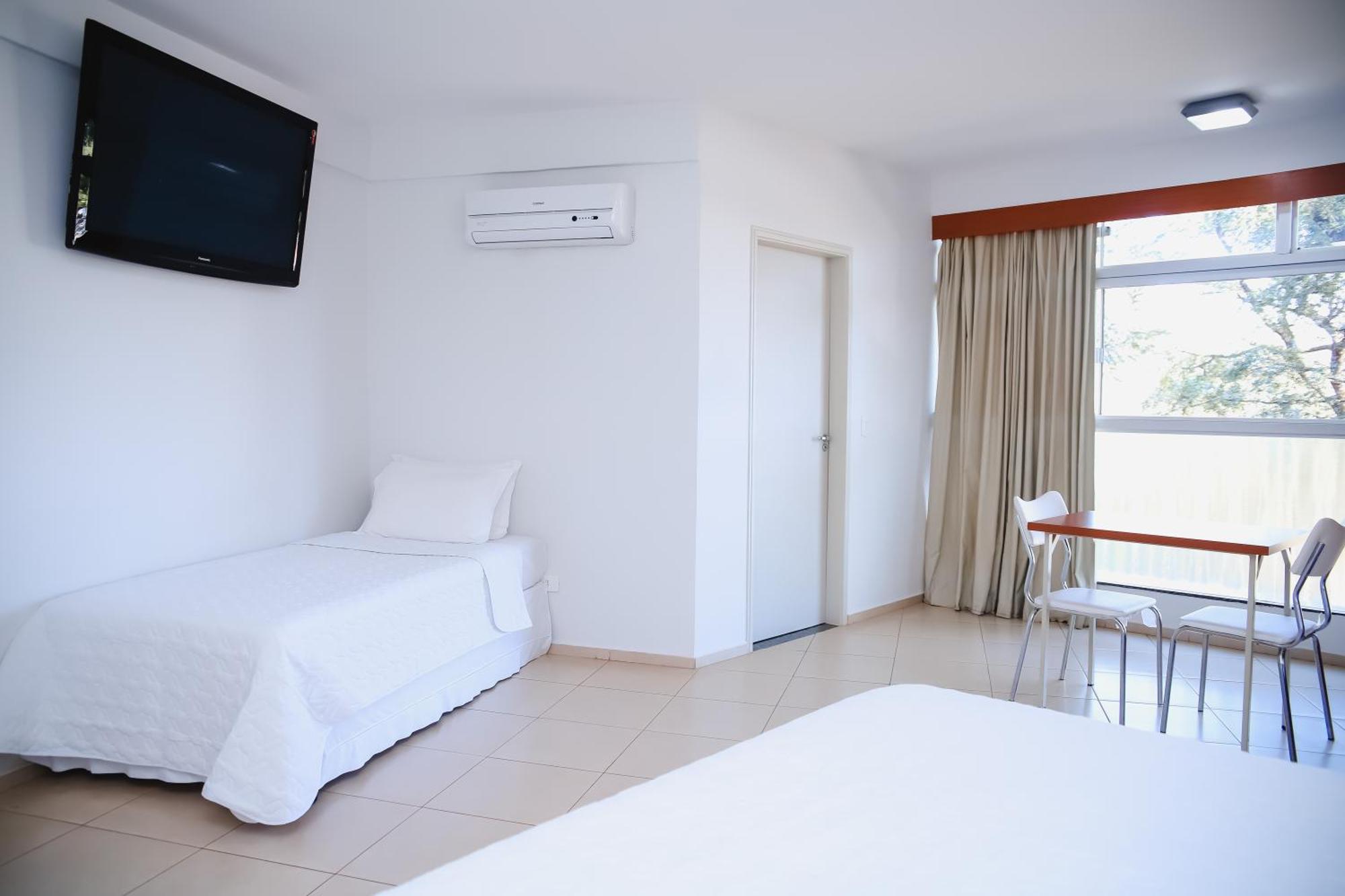 Hotel Agua Das Araras Paraguacu Paulista 객실 사진