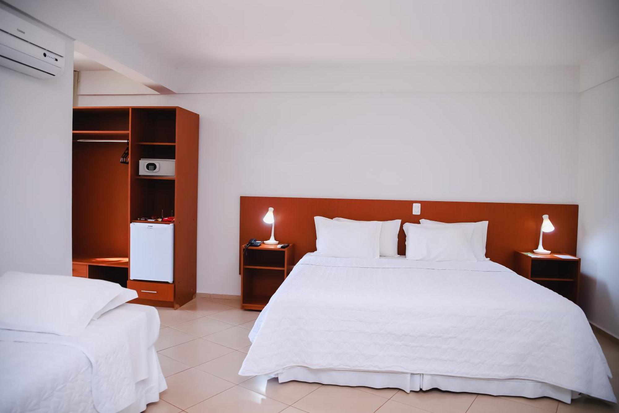 Hotel Agua Das Araras Paraguacu Paulista 객실 사진