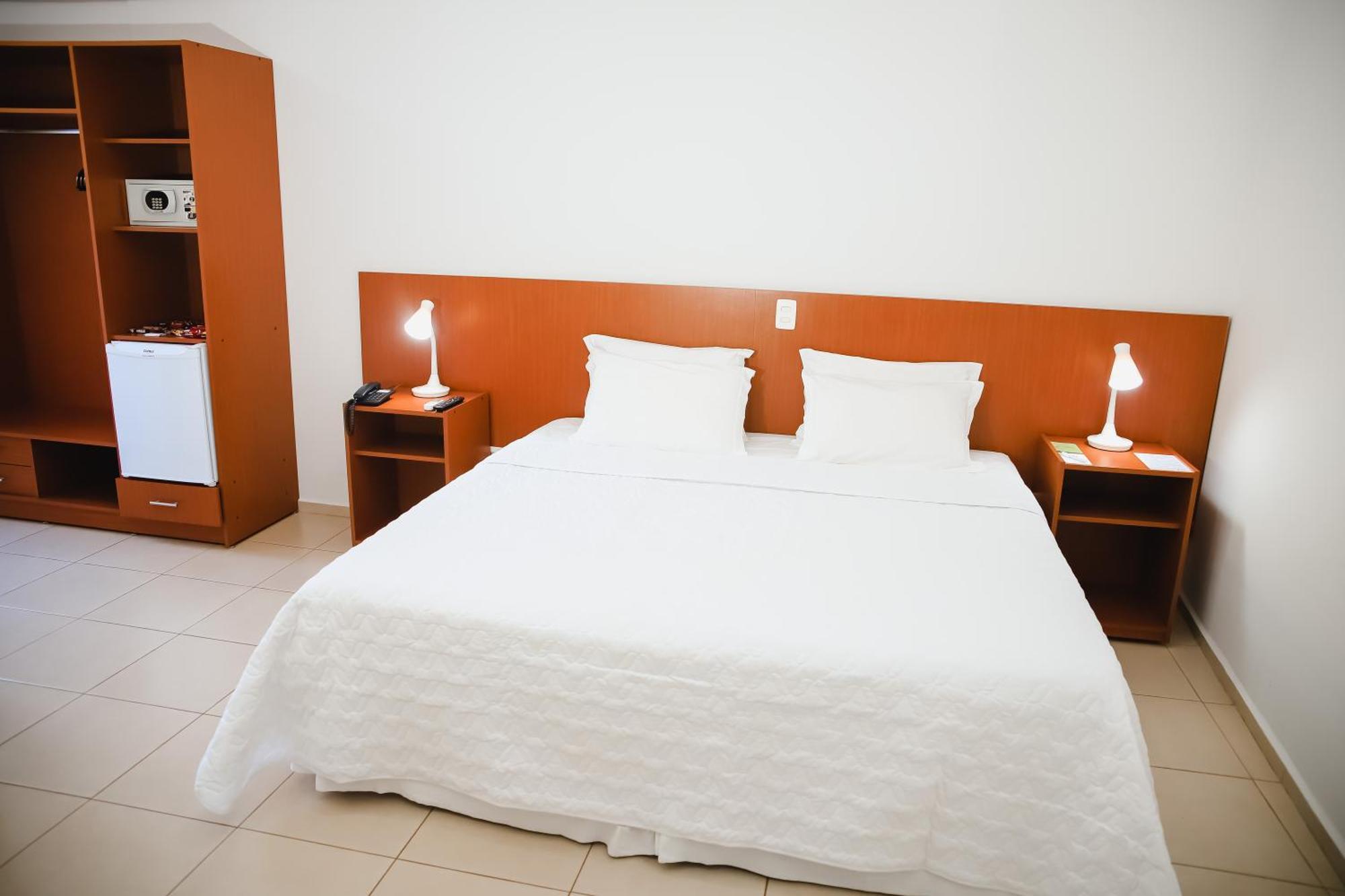 Hotel Agua Das Araras Paraguacu Paulista 객실 사진